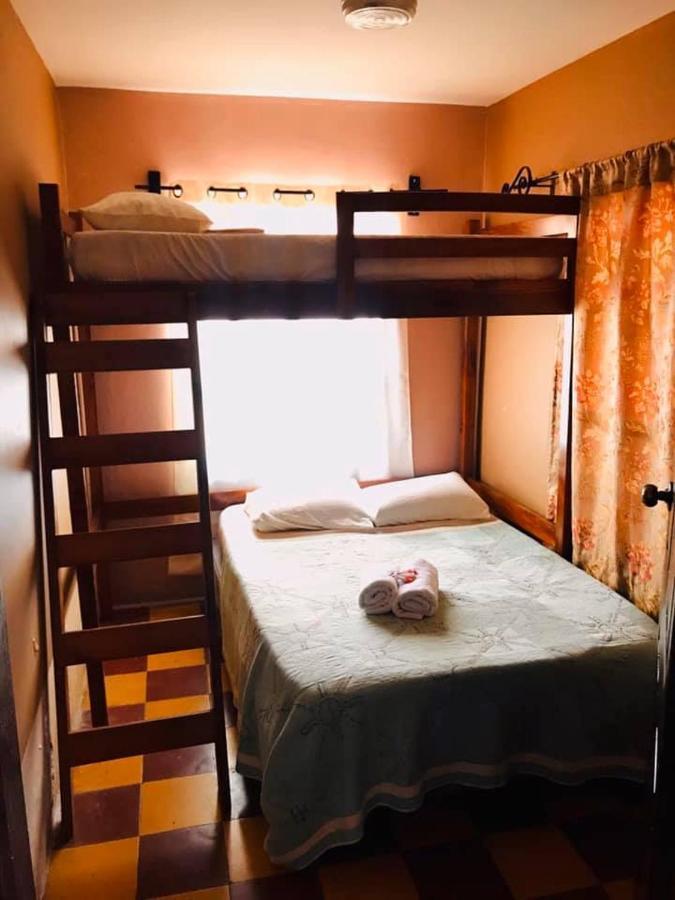 Hotel El Almendro Copán エクステリア 写真