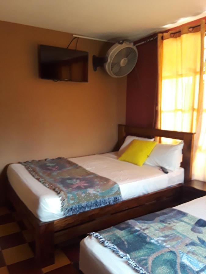 Hotel El Almendro Copán エクステリア 写真