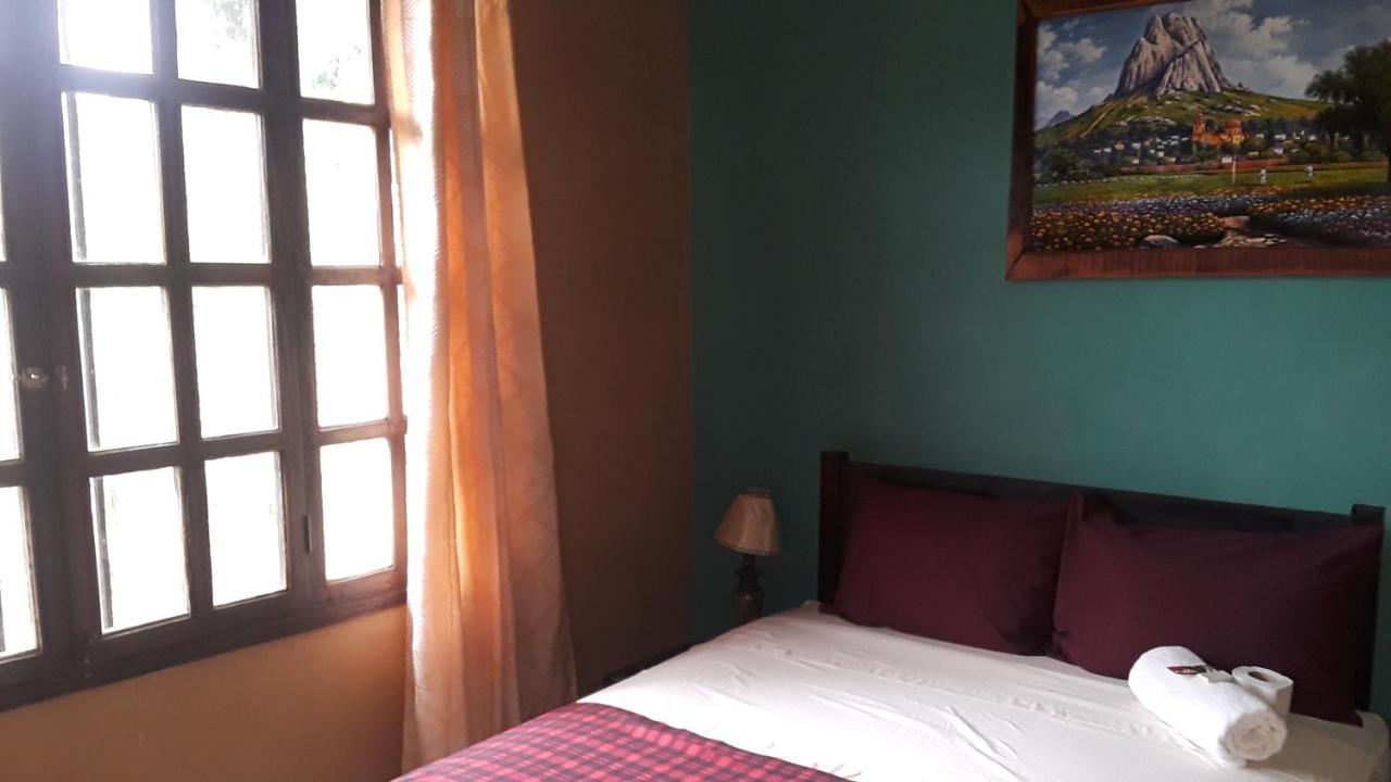 Hotel El Almendro Copán エクステリア 写真