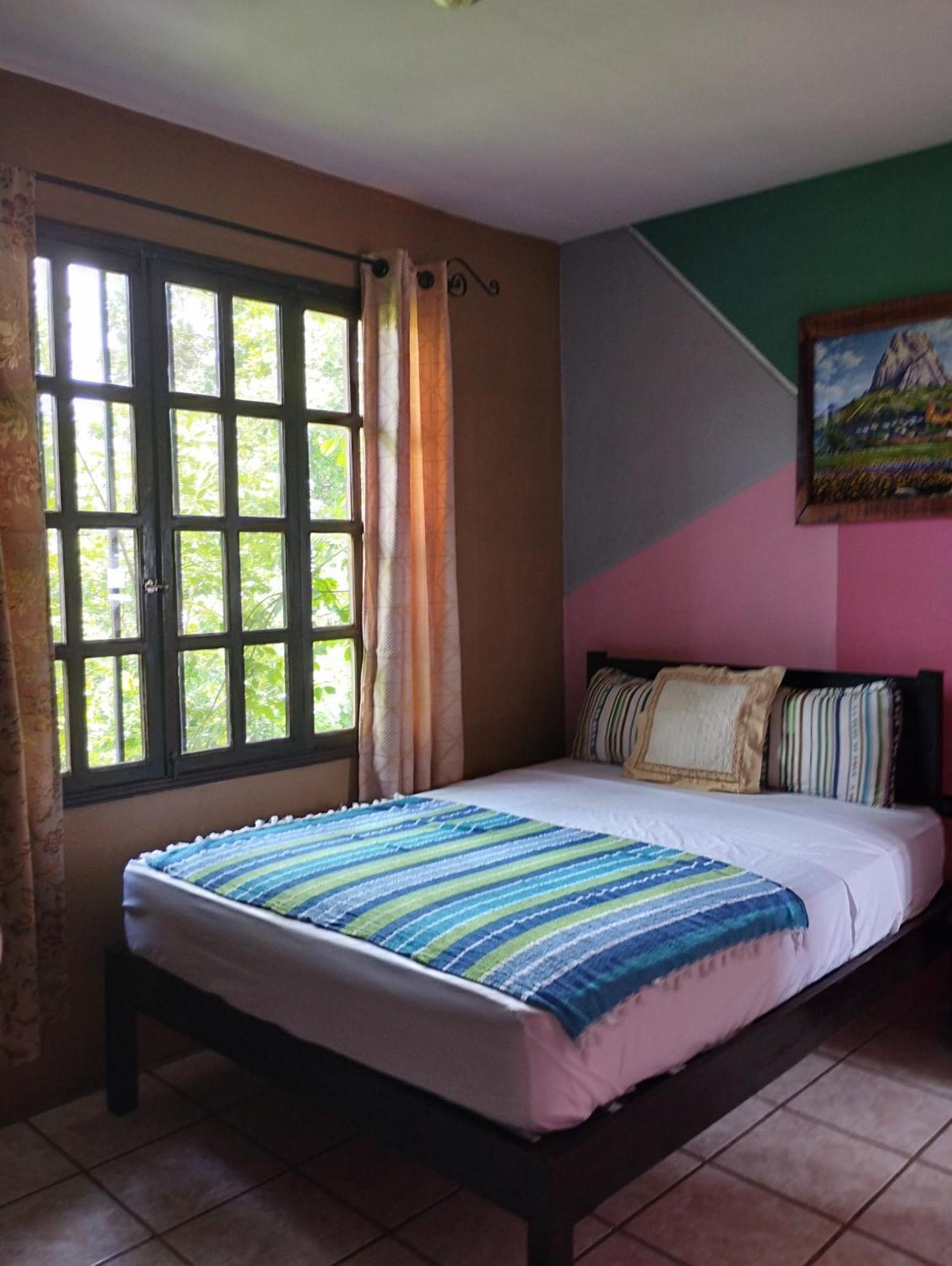 Hotel El Almendro Copán エクステリア 写真